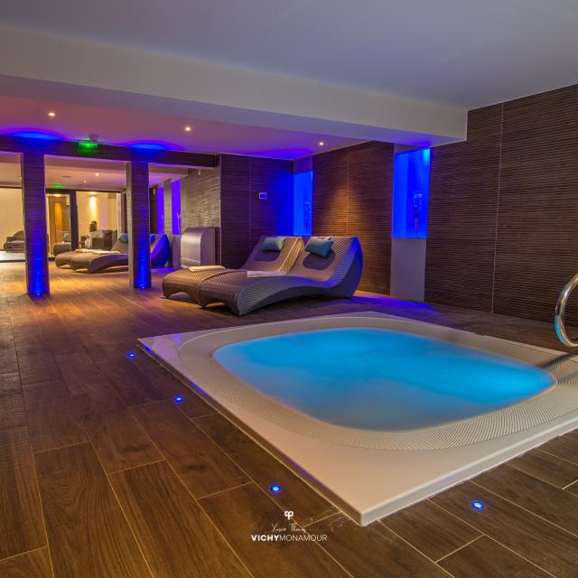Douche de Vichy massage aux Célestins